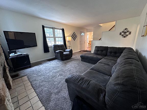 5th image of 8622 Plainfield Ln