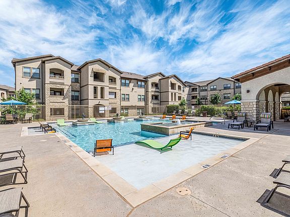 Resort Inspired Pool and Amenities