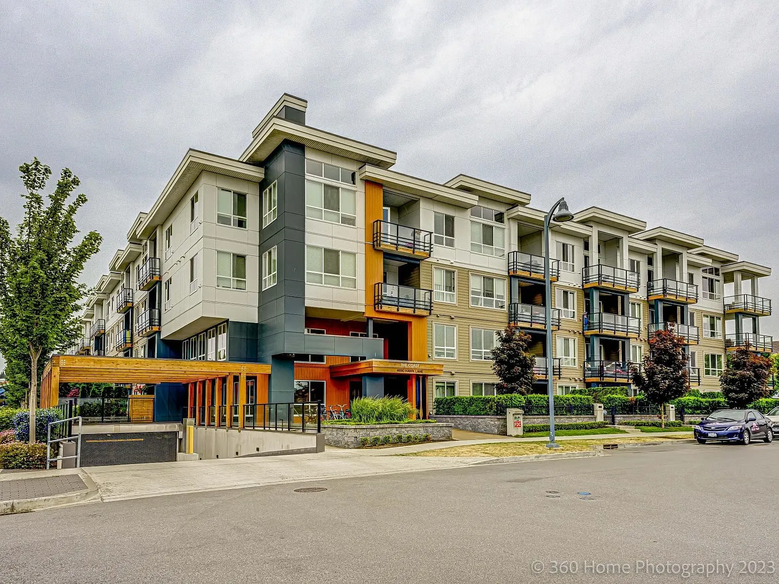 2 bed, 880 sqft, $2,700 — Photo 1