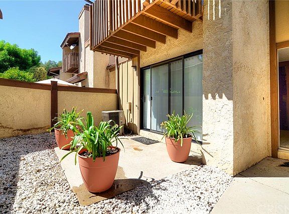 2nd image of 21545 Erwin St Unit 101