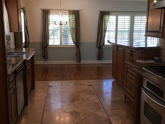 5th image of 5627 Adenmoor Ave