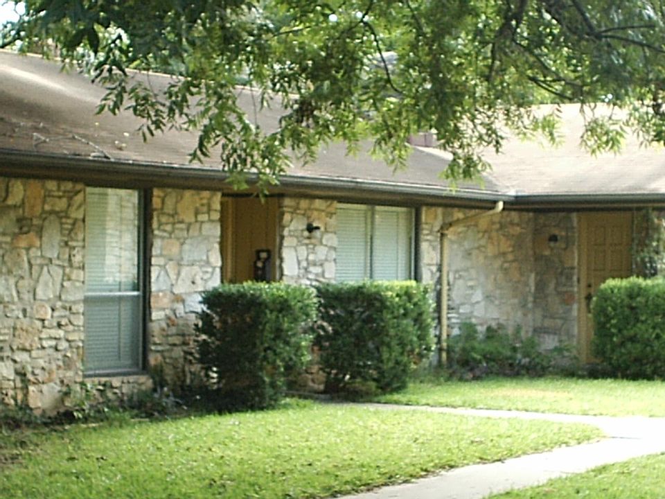 2nd image of 4508 Depew Ave #B