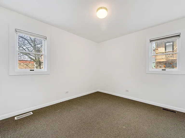 236 W Willow St #CH — Photo 13