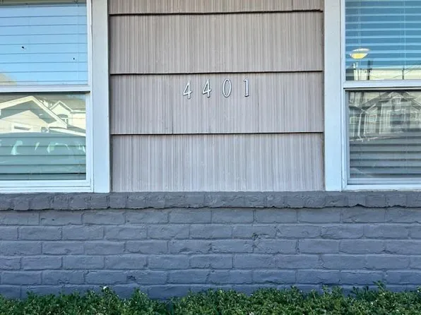 4401 Marina St #B, Houston, TX 77007