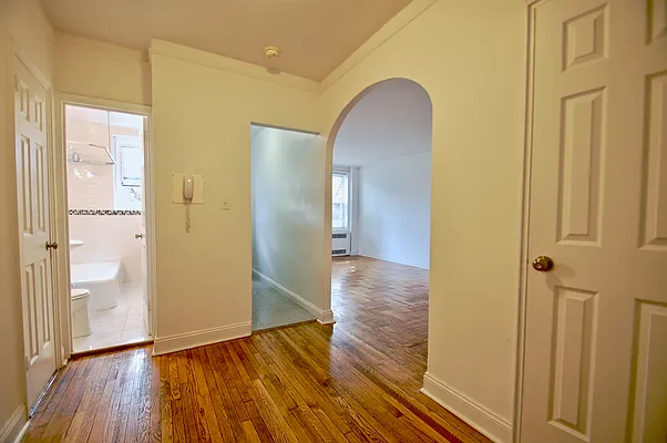 Rented by Compass | media 2