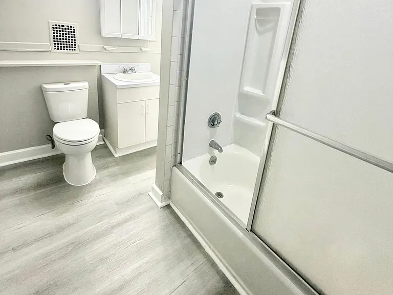 83 Gibbs St #3 — Photo 3