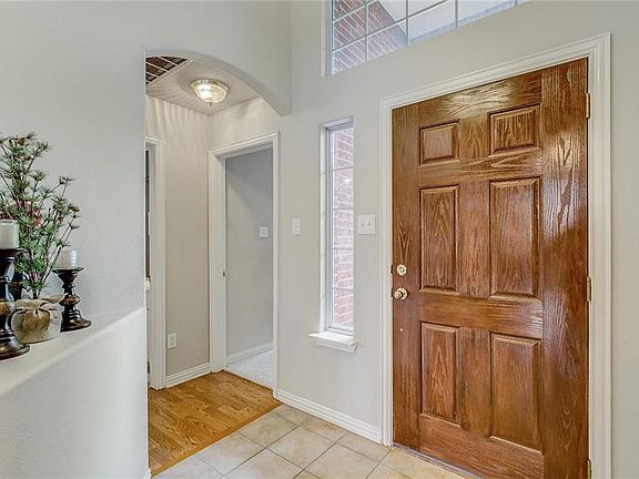 4th image of 6221 Gillispie Dr