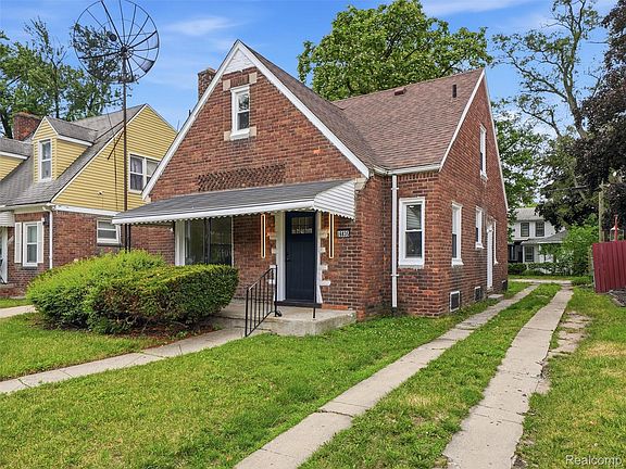 2nd image of 16835 Lesure St