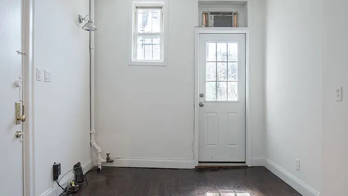 Rented by Nooklyn NYC LLC | media 66