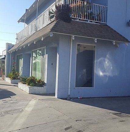 4th image of 225 W Manchester Blvd