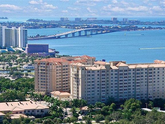 2nd image of 1299 N Tamiami Trl APT 622