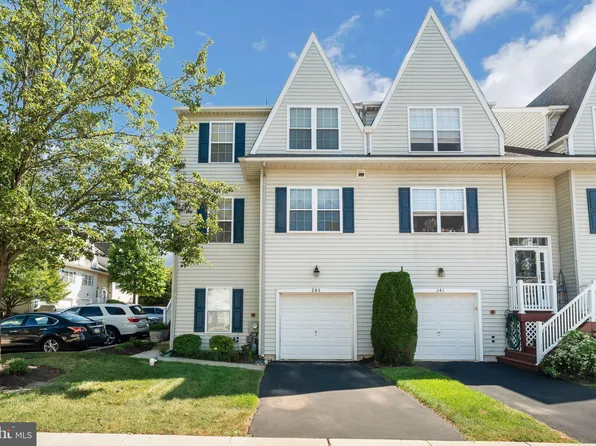 243 Roosevelt Ave, Downingtown, PA 19335