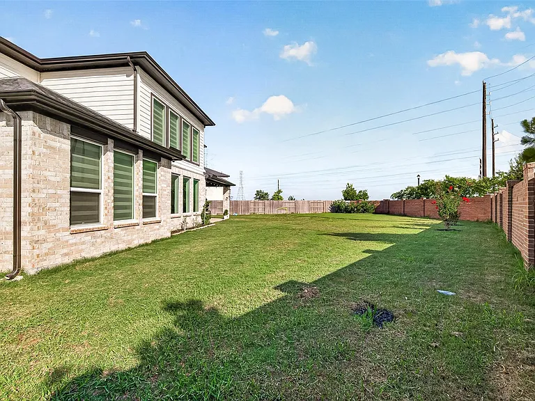 21231 Aristad Ln — Photo 45