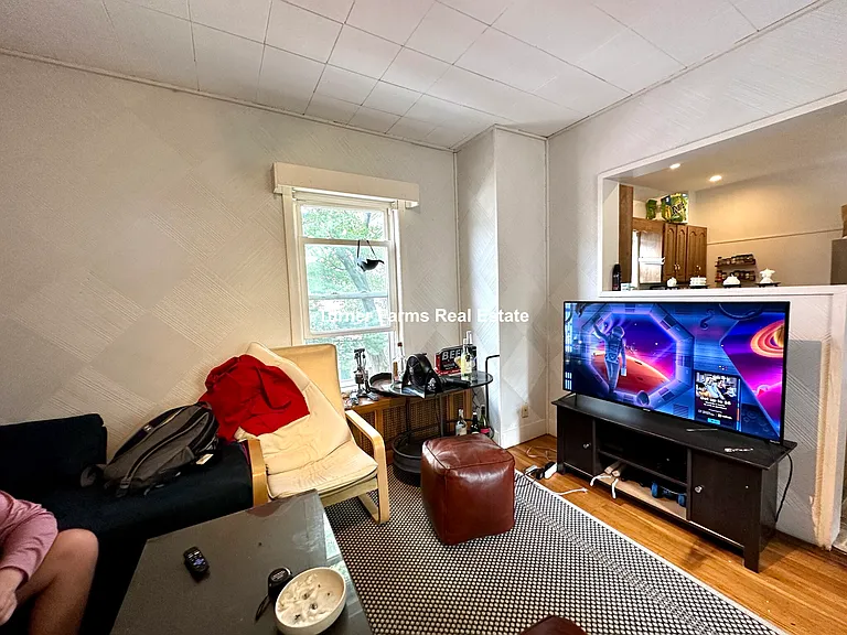 15 Curtis Ave — Photo 11