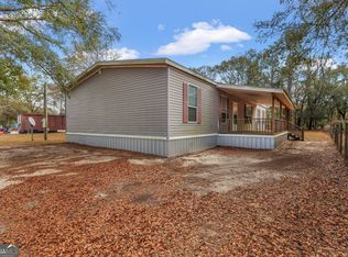 47 Yellow Pine Rd, Jesup, GA 31545