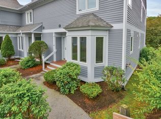 5 Landing Dr, Methuen, MA 01844