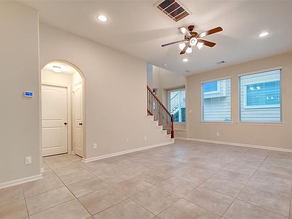 5th image of 220 Cheswood Forest Dr