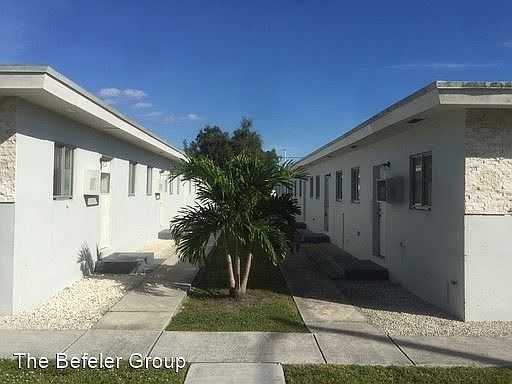 3rd image of 765 Curtiss Pkwy APT 305