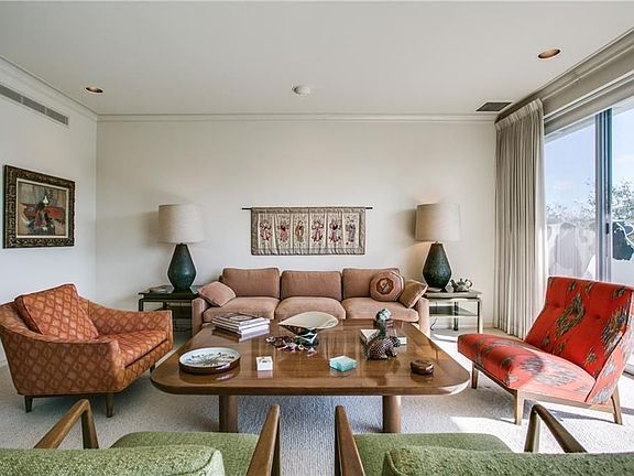 5th image of 3601 Turtle Creek Blvd APT 304