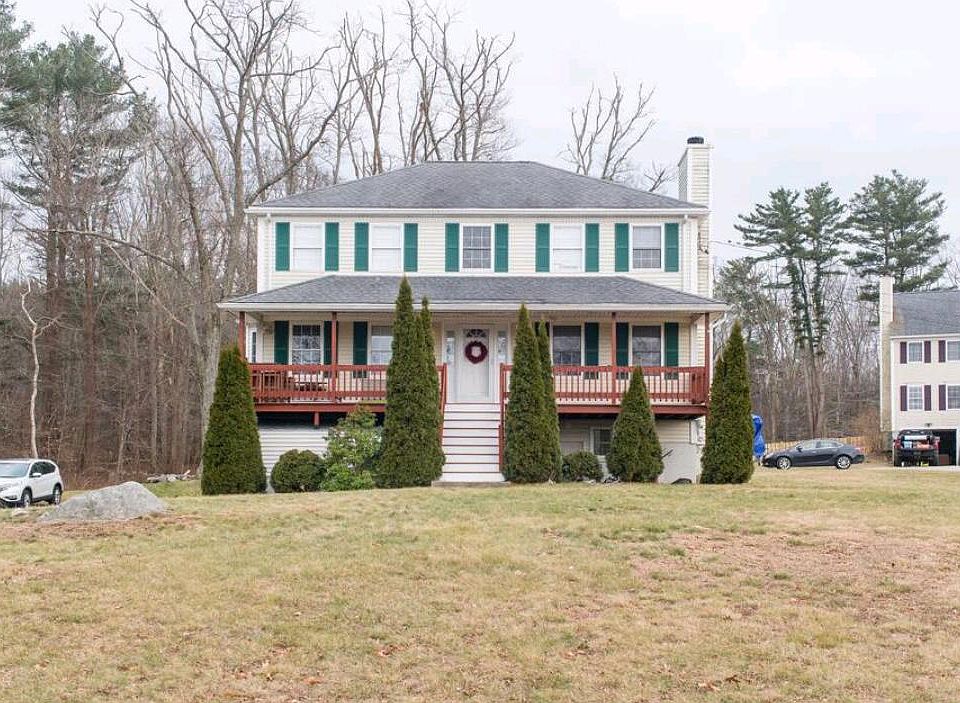 1st image of 372 Essex Ave #B