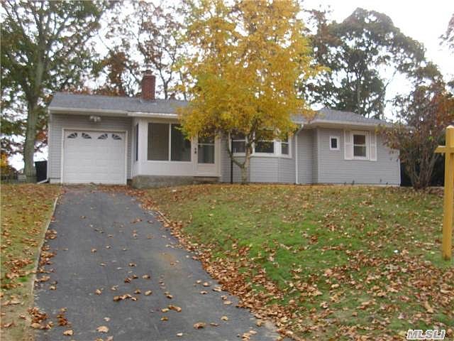 1st image of 20 Sheffield Ln
