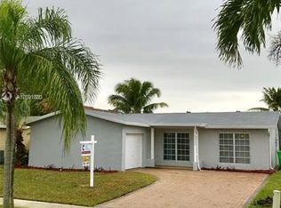 9849 NW 26th Pl, Sunrise, FL 33322