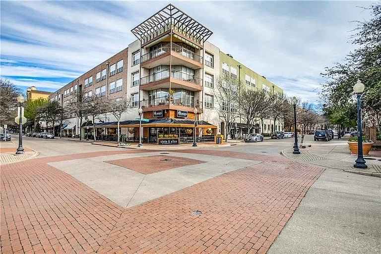 2902 State St #ID60002 — Photo 9