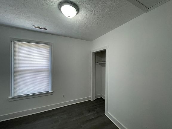 3rd image of 804 Wise St