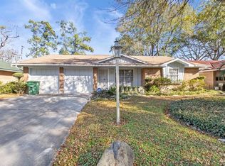 10310 Blades St, Houston, TX 77016