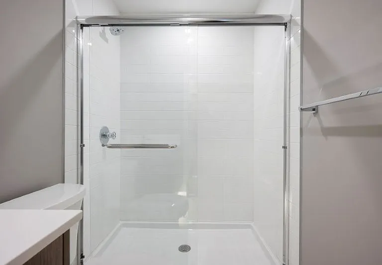 310 15th Ave SW #106 — Photo 17