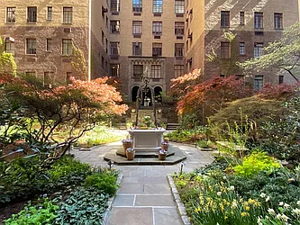 Sold by The SIMPLE Real Estate Co