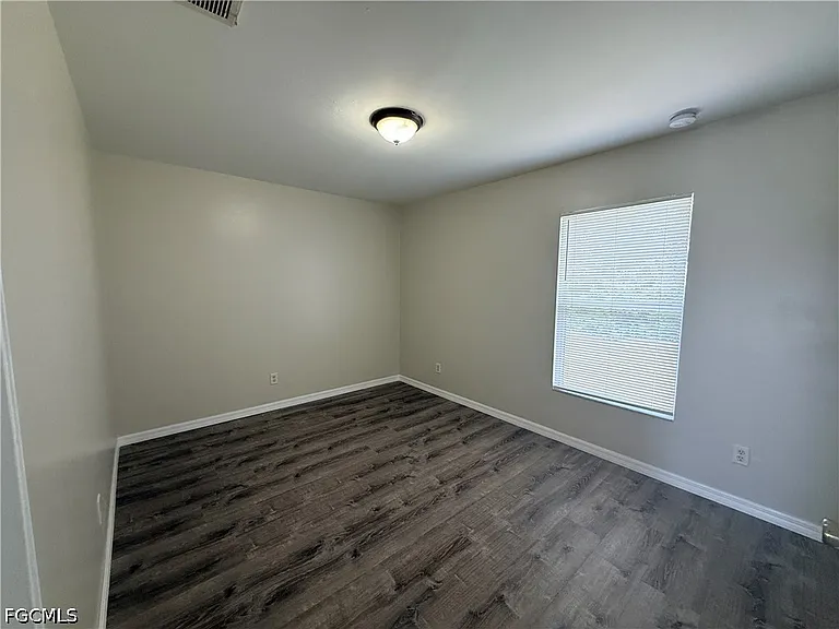 2510 Martin Ave S #2510 — Photo 6