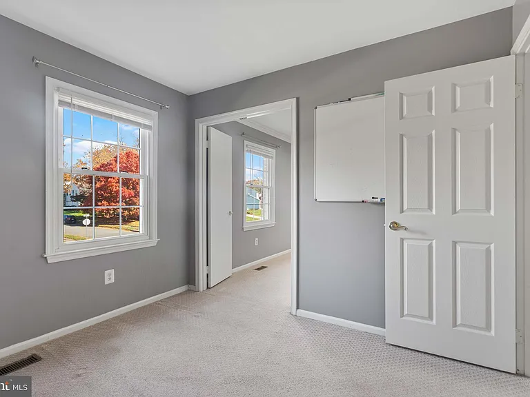 2621 John Milton Dr — Photo 27