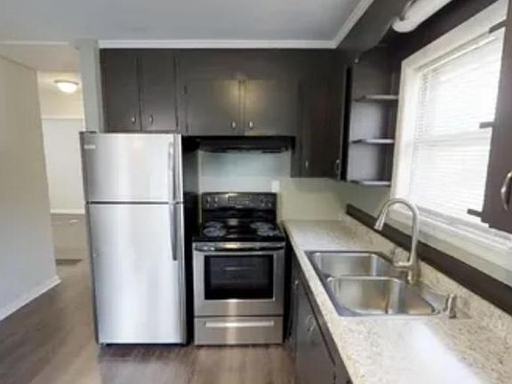 4th image of 2408 Whitesburg Dr SW #B