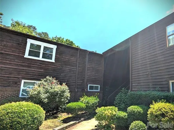 8021 Cedar Glen Dr, Charlotte, NC 28212