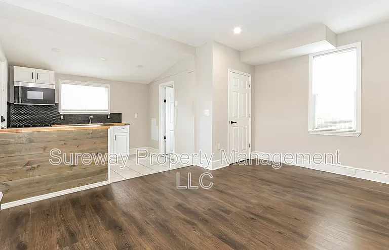 300 Darcy Ave #A — Photo 3