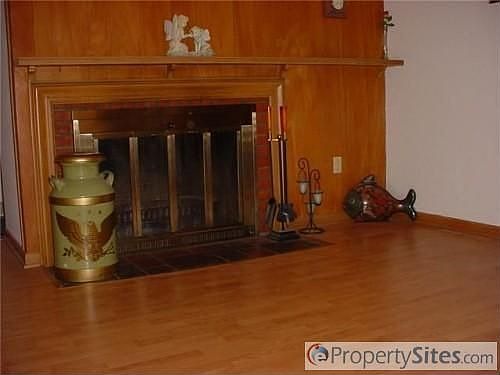 5th image of 6736 Schreiner St E