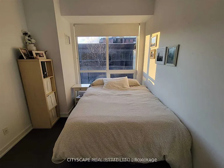 1030 King St W #449 — Photo 9