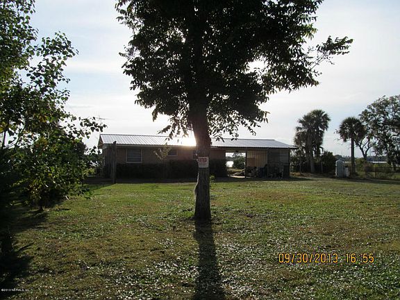 3rd image of 6060 Heckscher Dr