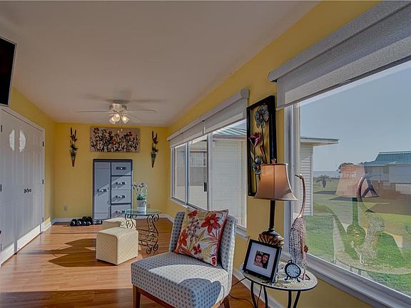 3rd image of 51 Forney Johnston Dr APT B6
