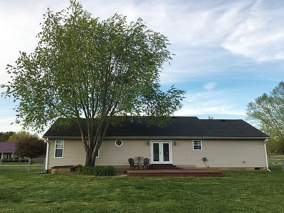 4th image of 333 Veterans Ave