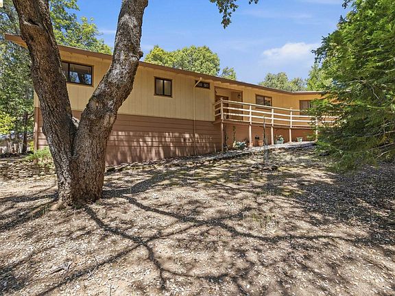 3rd image of 23430 Oriole Ln