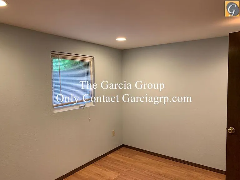 10434 SE Clinton St — Photo 12