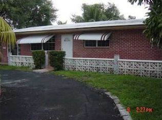 16455 NE 2nd Ave, Miami, FL 33162