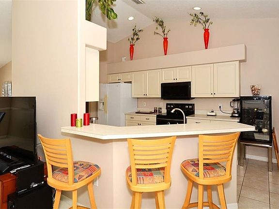5th image of 756 Baffin Dr