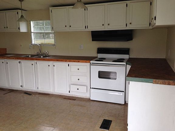 3rd image of 12612 Darren Ct