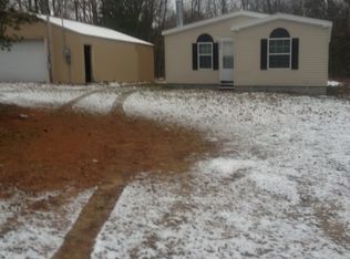 2916 Lakeshore Dr, Bitely, MI 49309