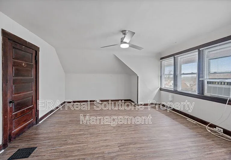 816 Windham Ave #1 — Photo 10