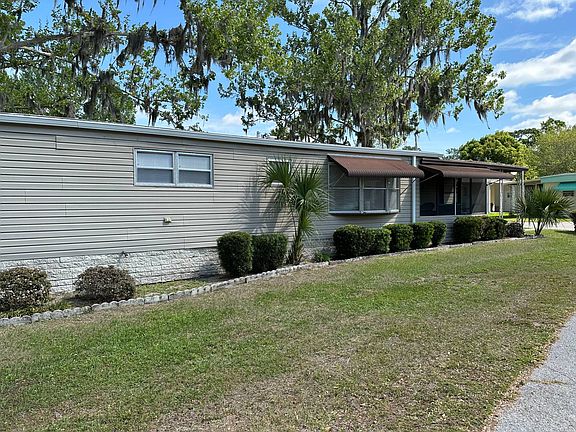 2nd image of 3105 NE 36th Ave #309