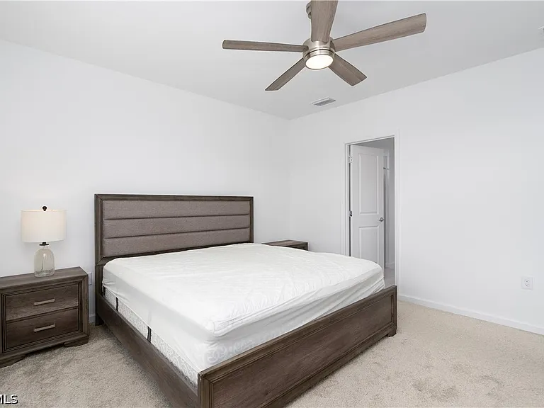 42428 Cascade Dr — Photo 13